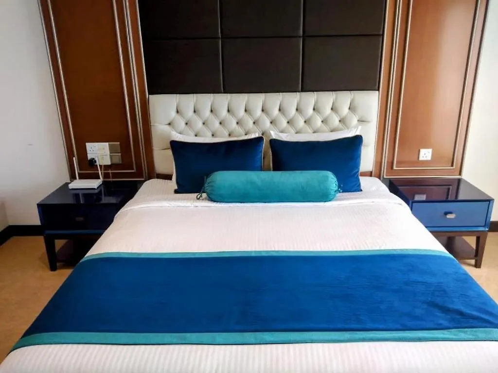 Negombo Ocean Breeze Luxury Studio By Serendib Vacation Apartment