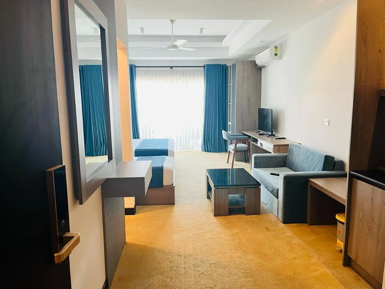 Negombo Ocean Breeze Luxury Studio By Serendib Vacation