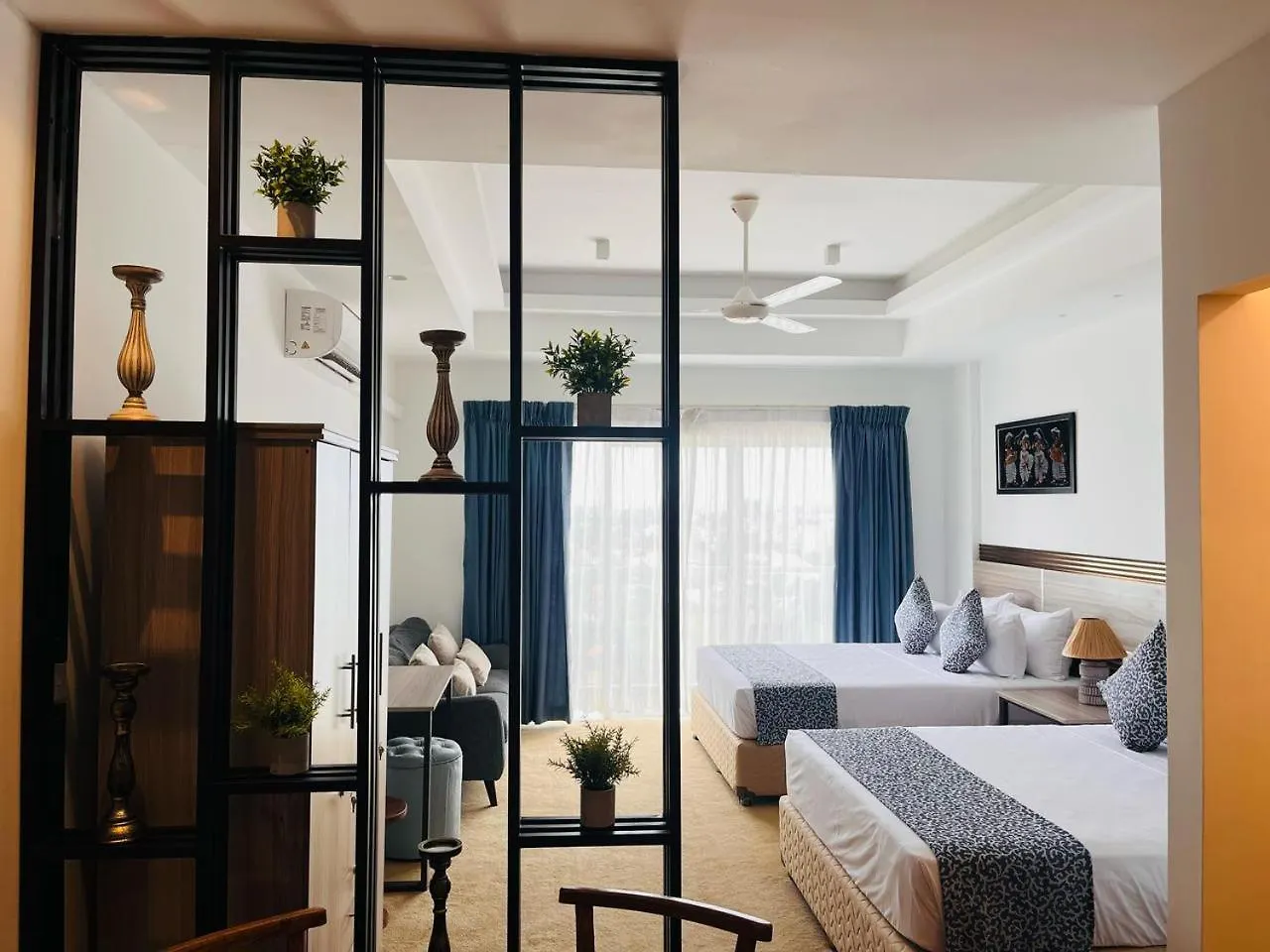 Negombo Ocean Breeze Luxury Studio By Serendib Vacation Apartment