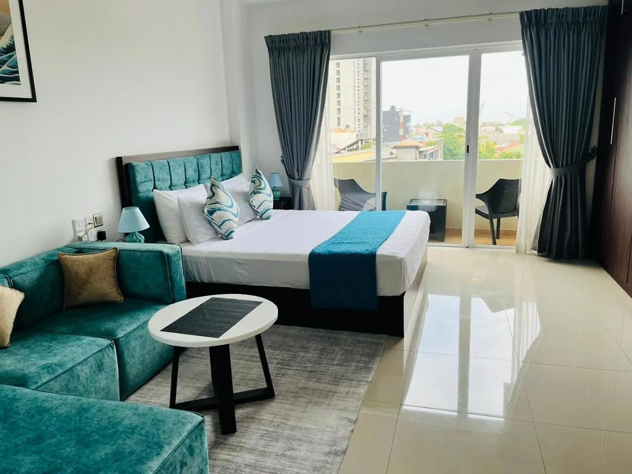 Negombo Ocean Breeze Luxury Studio By Serendib Vacation 0*,
