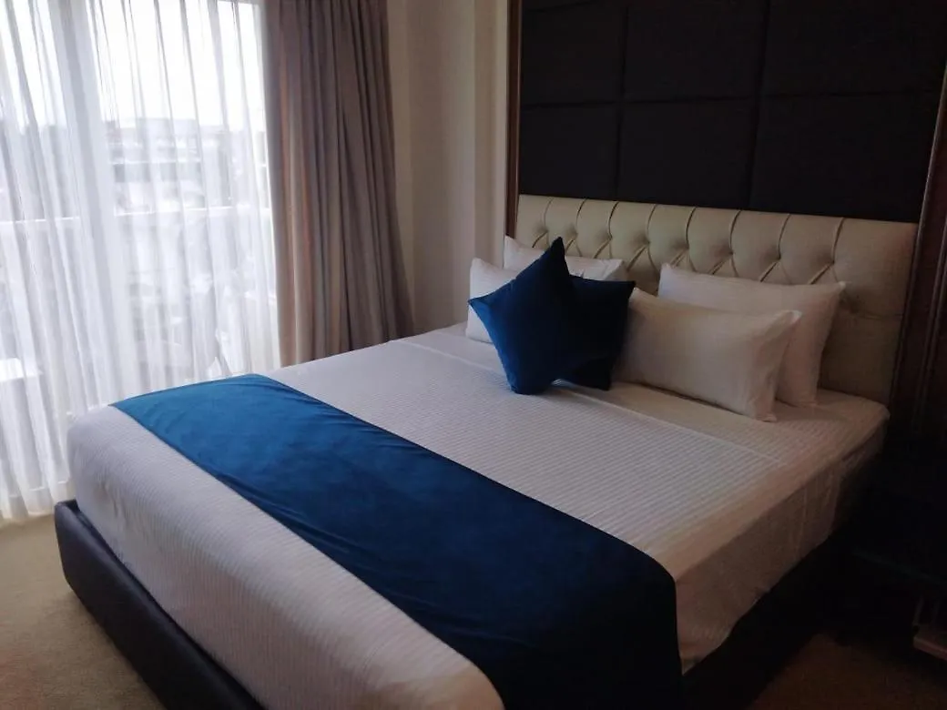Negombo Ocean Breeze Luxury Studio By Serendib Vacation