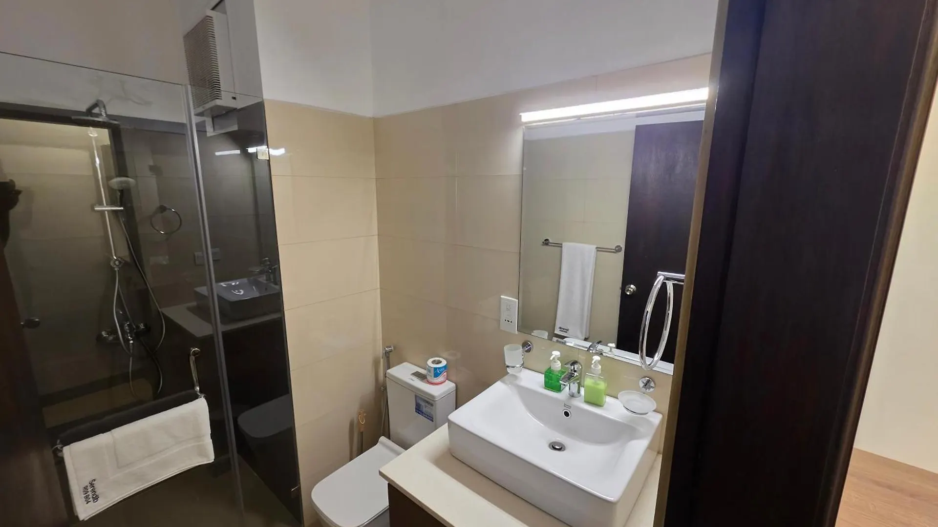 Negombo Ocean Breeze Luxury Studio By Serendib Vacation Apartamento